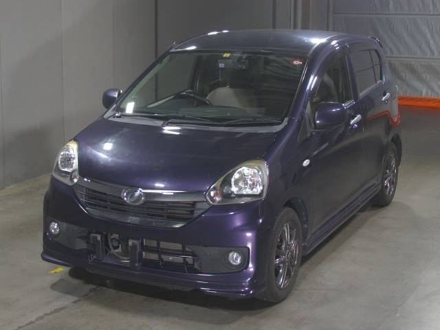 5013 DAIHATSU MIRA E S LA300S 2016 г. (SAA Hamamatsu)